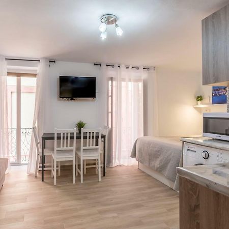 Sagasta Apartamento En Pleno Centro De Sevilla Екстер'єр фото